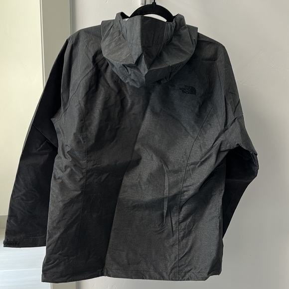 North Face Rain Jacket - Picture 12 of 16